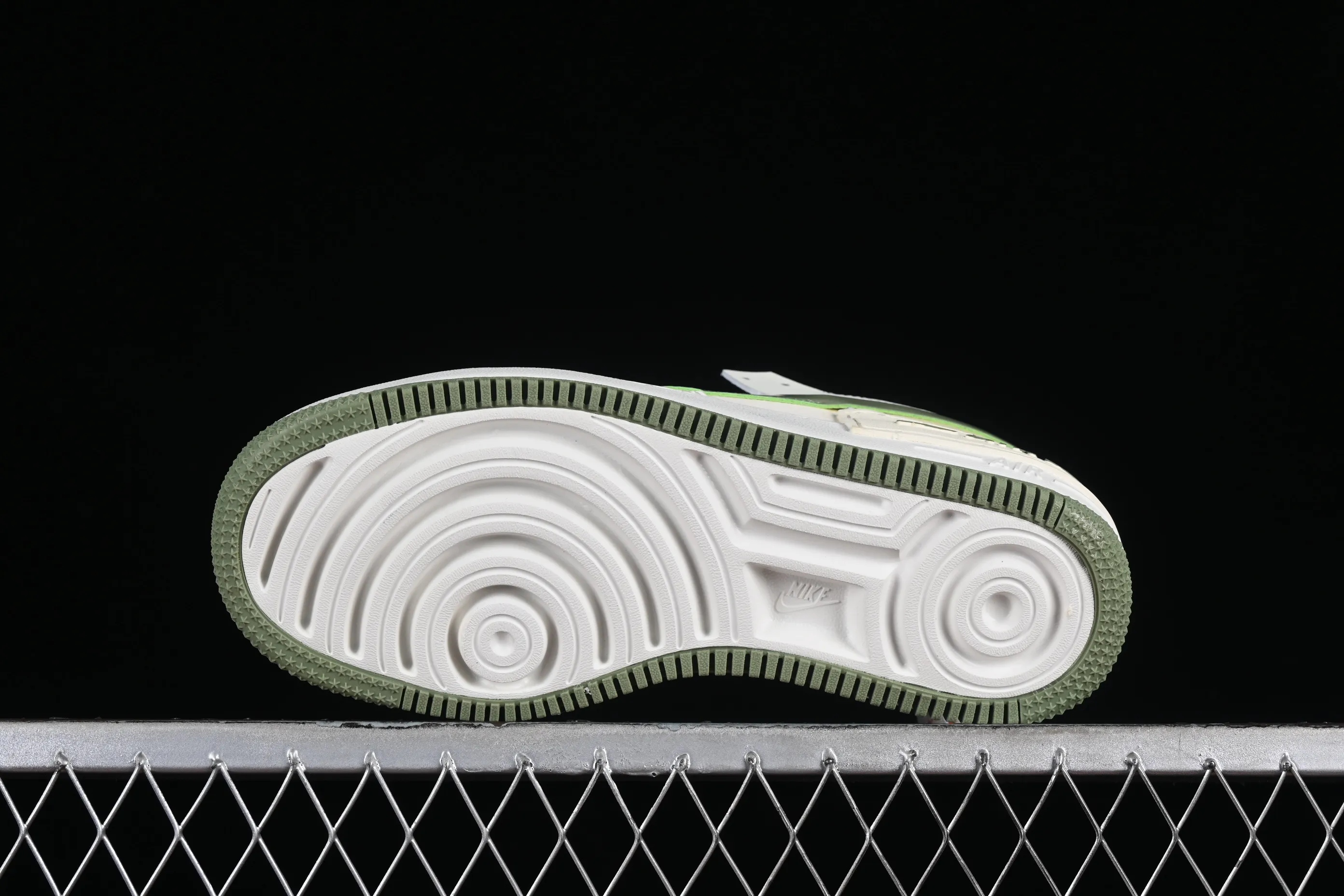 All Categories Nk Air Force 1 Air Force Series Nk Air Force 1 Shadow Air Force Lightweight Increase Nk Air Force 1 Shadow Air Force One Lightweight Increase Low-top Versatile Sneakers FN6335-101
